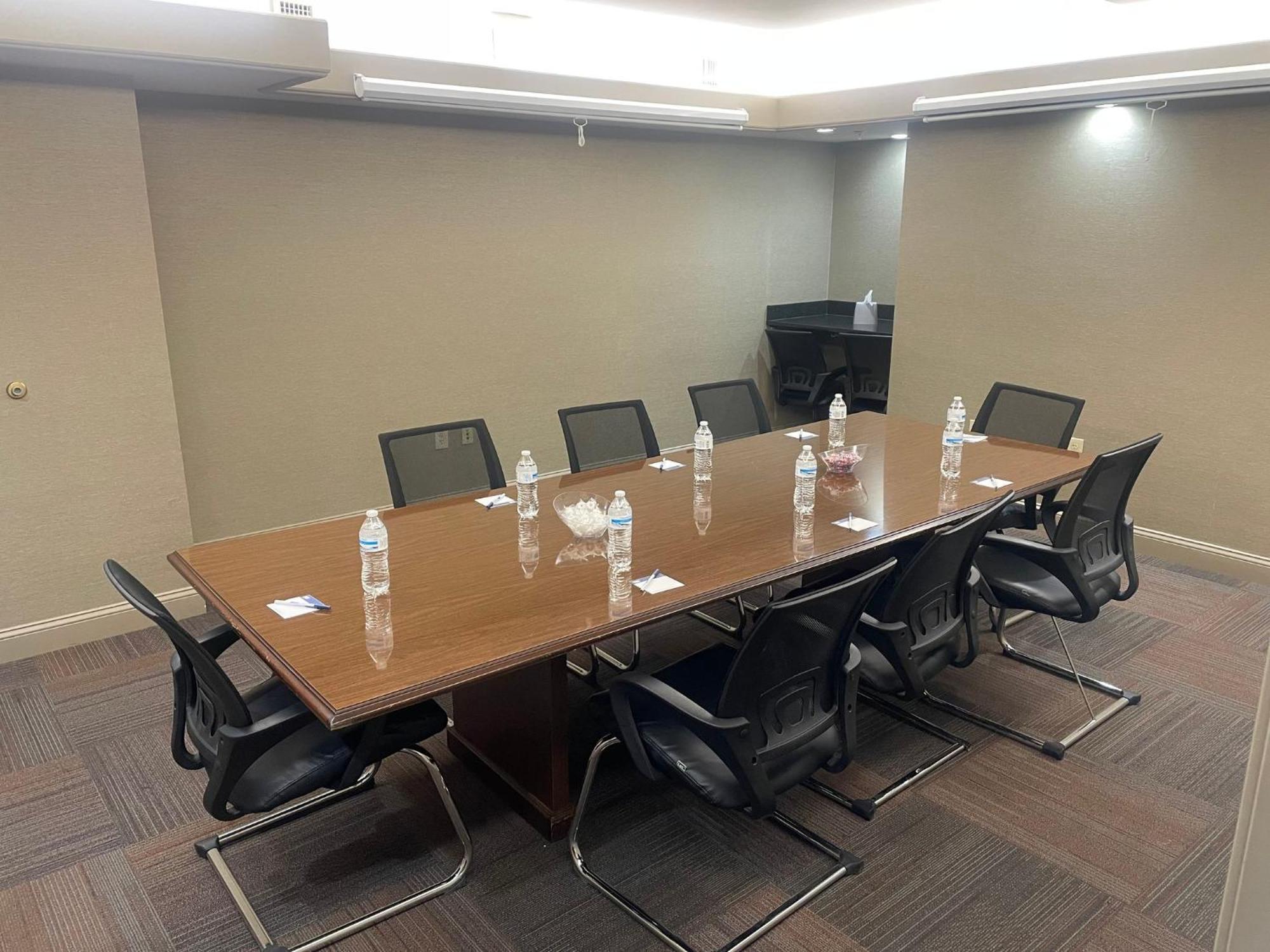 Holiday Inn Express Cleveland Downtown By Ihg Ngoại thất bức ảnh