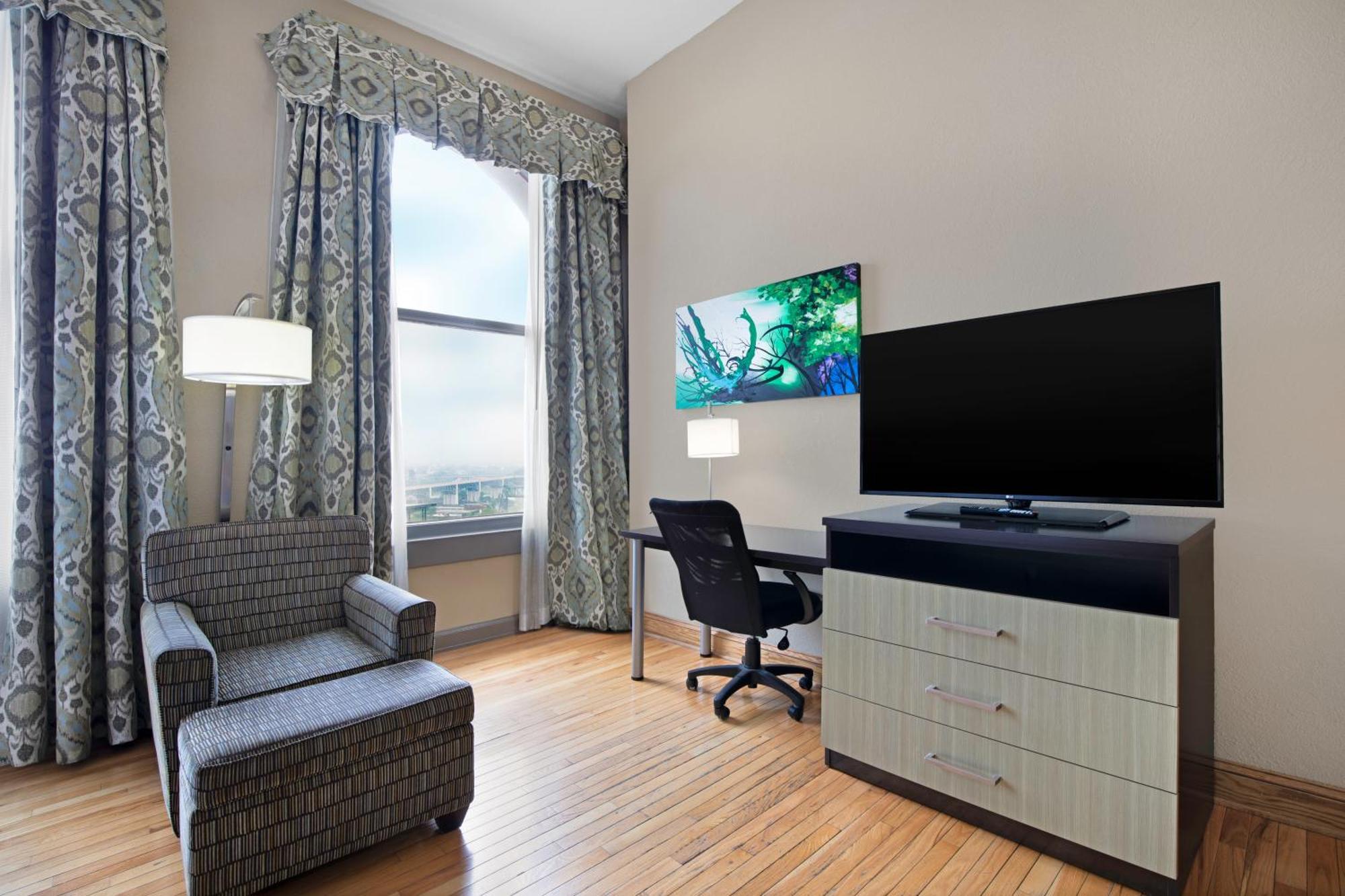 Holiday Inn Express Cleveland Downtown By Ihg Ngoại thất bức ảnh